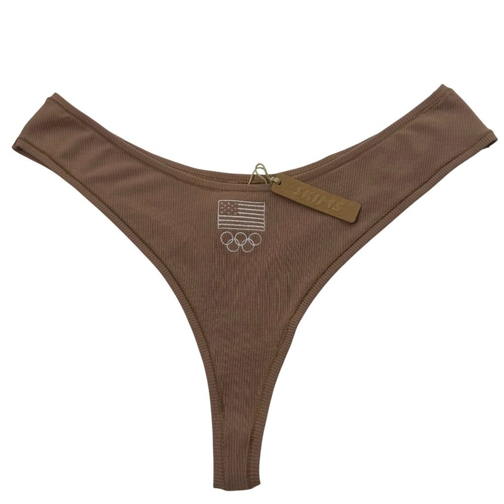 SKIMS Soft Lounge Rib Dipped Thong Team USA‎ Sienna 2X